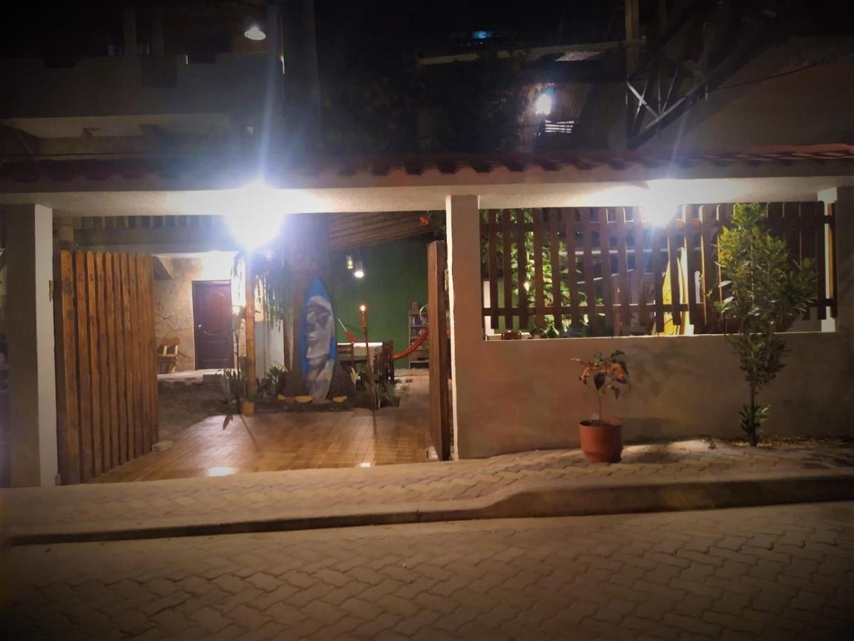 Hostal Moai Montañita Extérieur photo